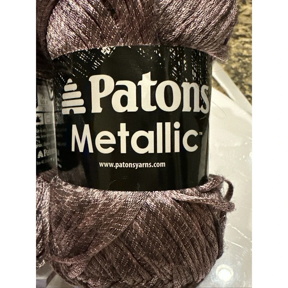 Patons Metallic Yarn  BURNISHED ROSE GOLD #95420 3oz 85gr LOT 2 Skeins Gorgeous